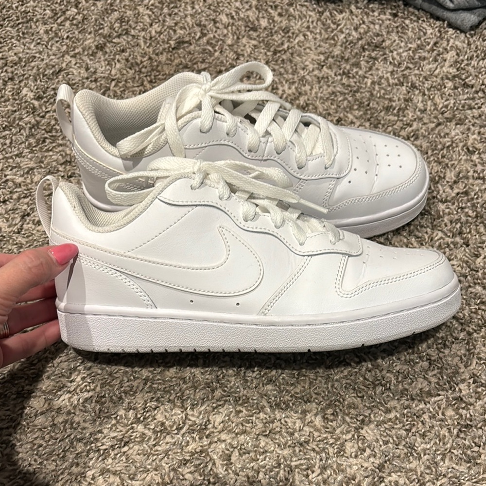 Nike White Sneakers Comfortable Durable Design